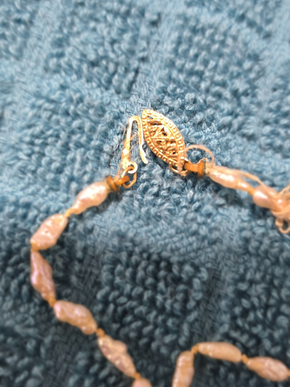 Freshwater Rice Pearl Necklace - Picture 2 of 7